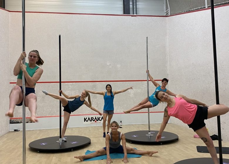 Pole Dance - Cours de danse Acrobatique