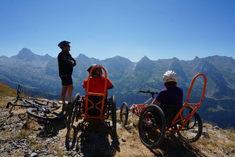 Fauteuil tout terrain de descente